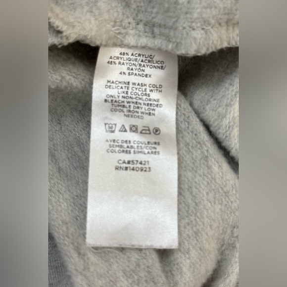 NEW Lou & Grey for LOFT Women's Light Grey Loungewear Sweatshirt Size XS - Picture 7 of 8